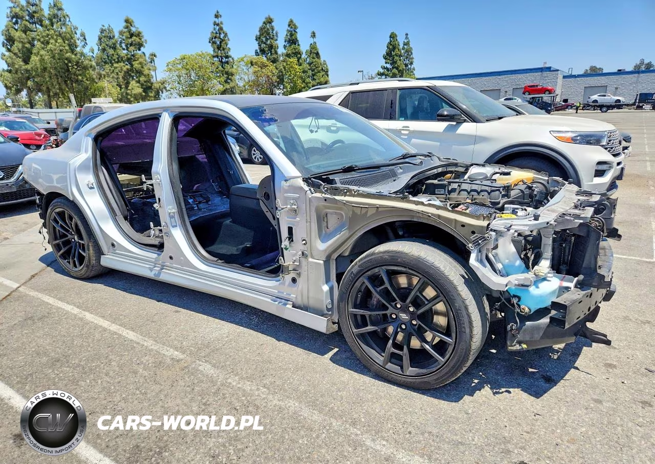 2020 Dodge Charger Scat Pack VIN:2C3CDXGJ8LH172547 - 4