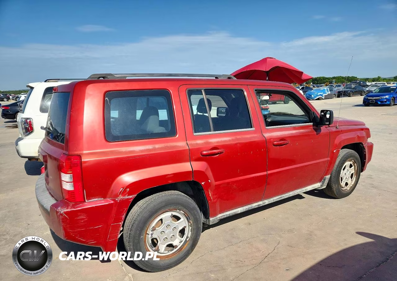 2010 Jeep Patriot VIN:1J4NT2GB3AD660084 - 3