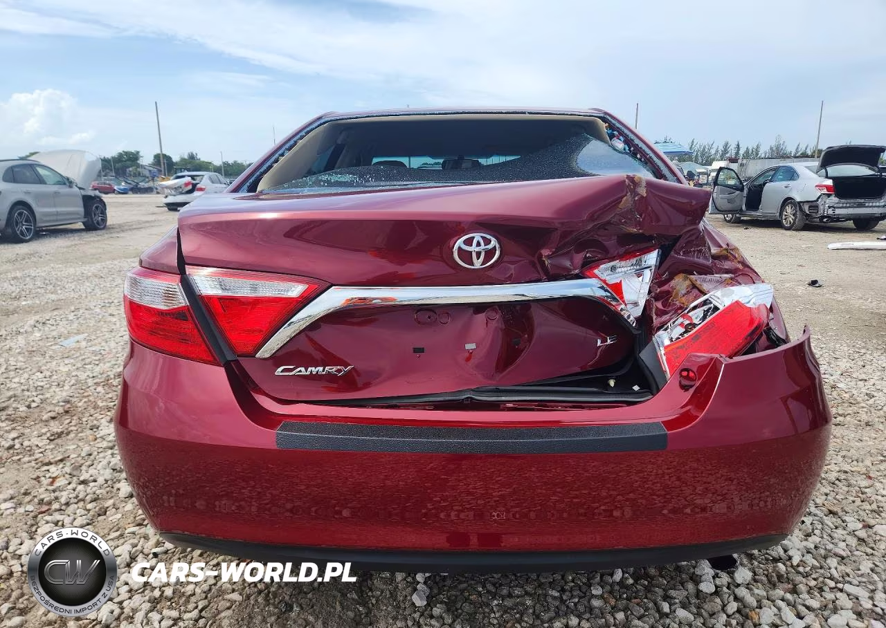 2016 Toyota Camry Le VIN:4T1BF1FK8GU528115 - 6