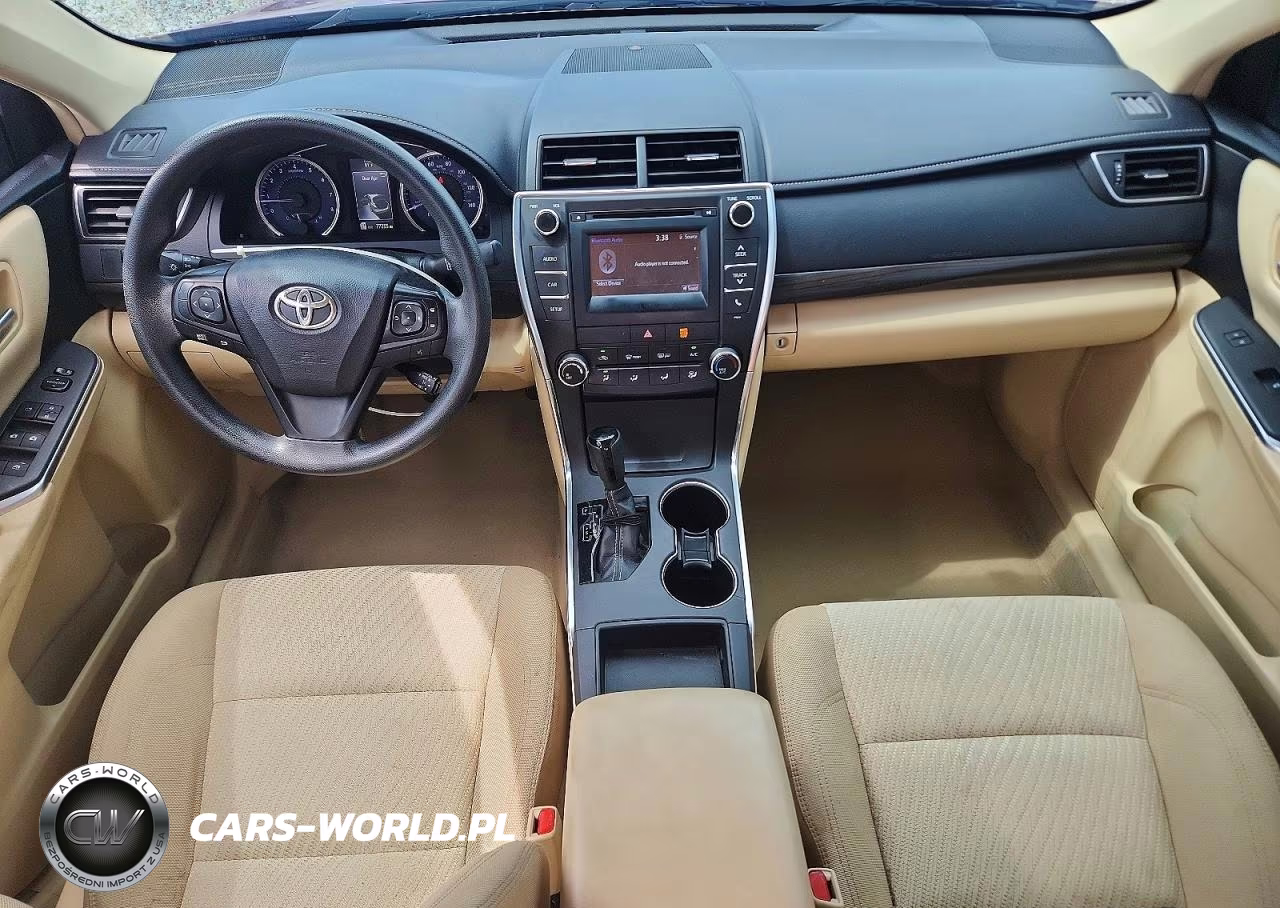 2016 Toyota Camry Le VIN:4T1BF1FK8GU528115 - 8
