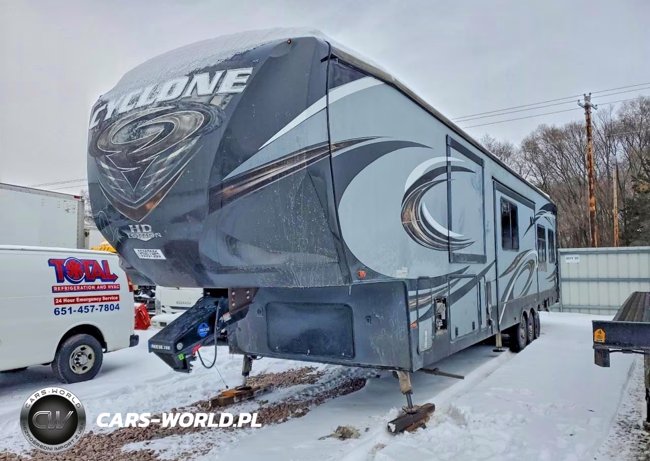2017 Heartland Cyclone Camper VIN:5SFCG4434HE32644X - 2