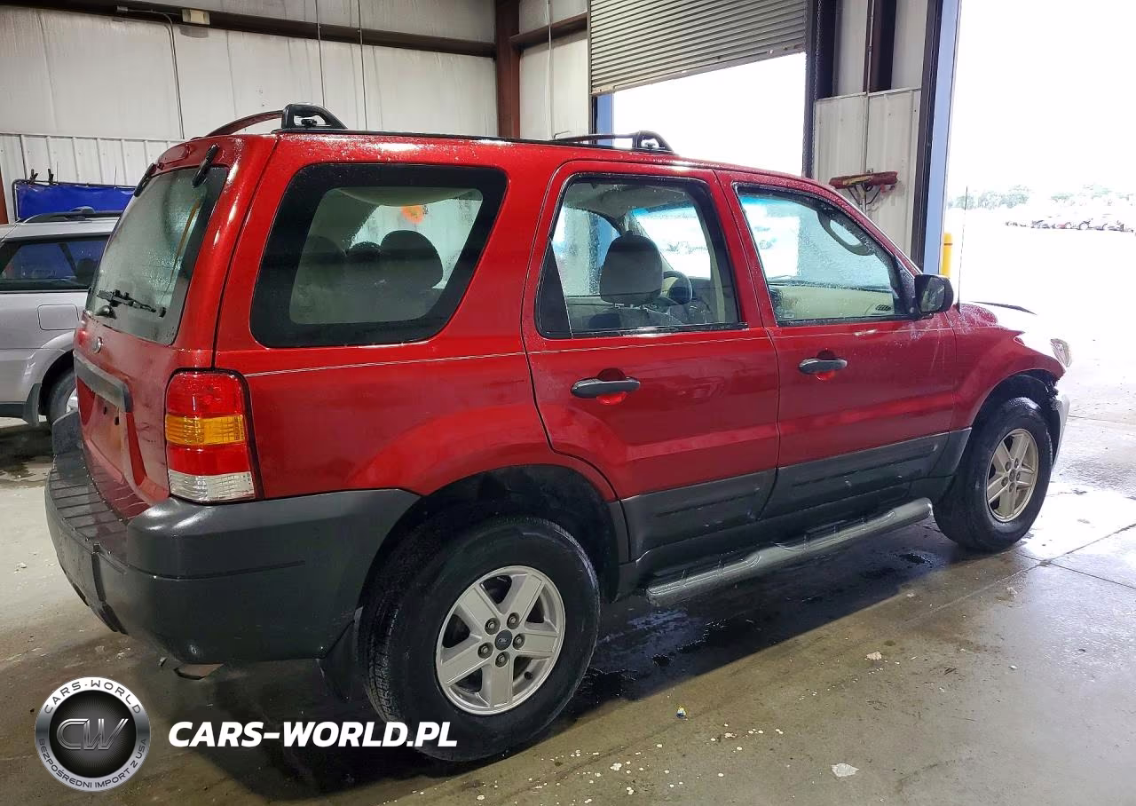 2007 Ford Escape Xls VIN:1FMYU92Z17KA40847 - 3