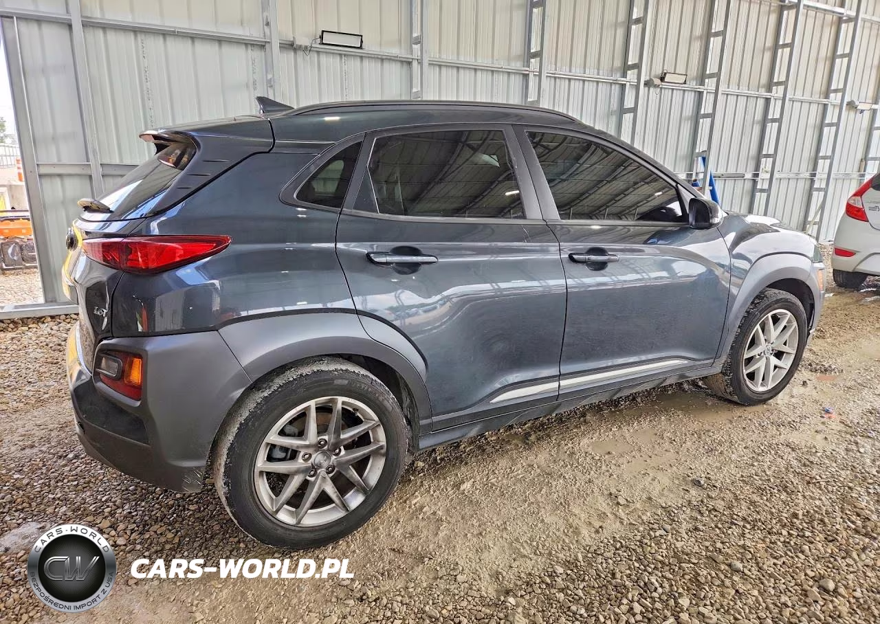2021 Hyundai Kona Limited VIN:KM8K33A59MU666490 - 3