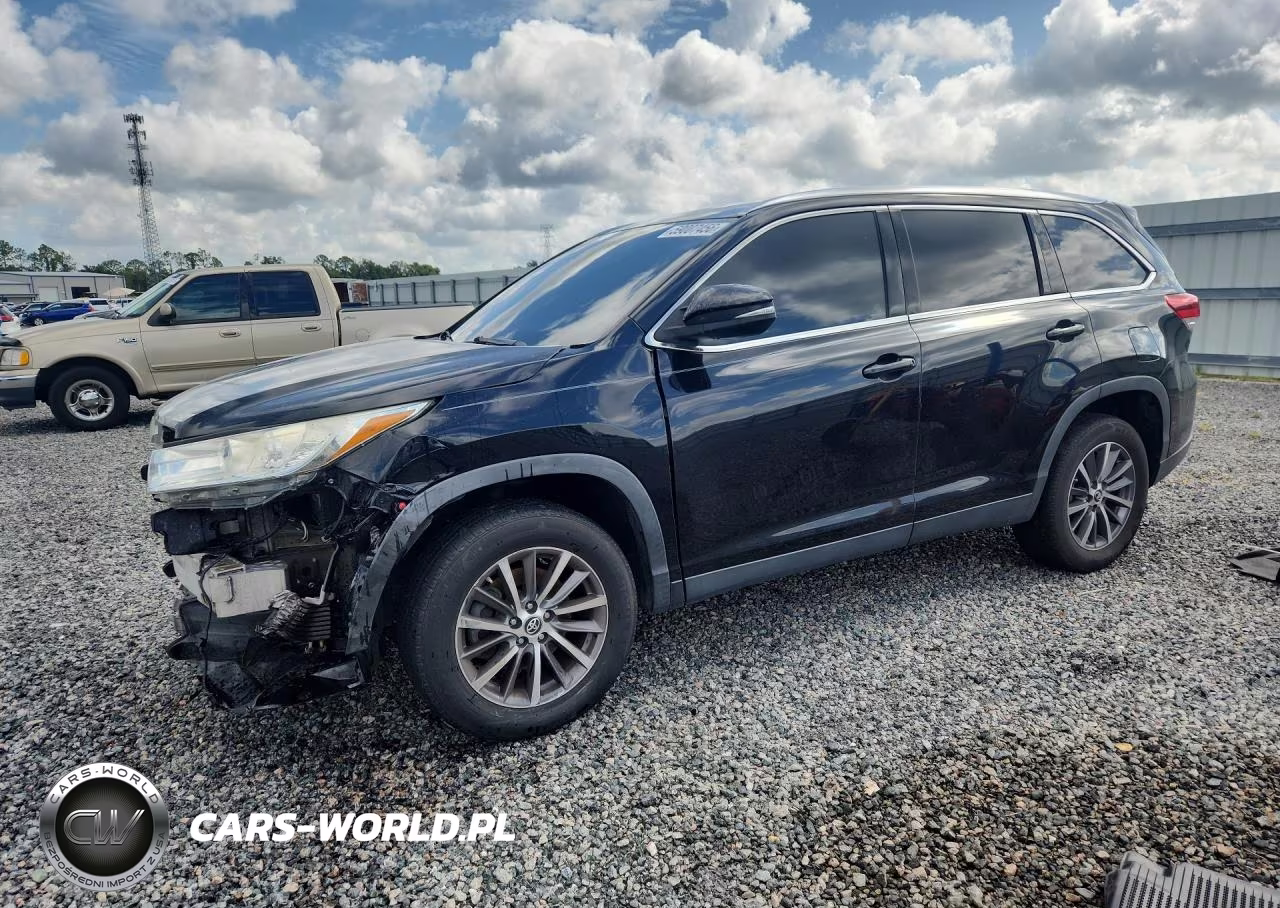 2019 Toyota Highlander Xle – zdjęcie 1 z 13