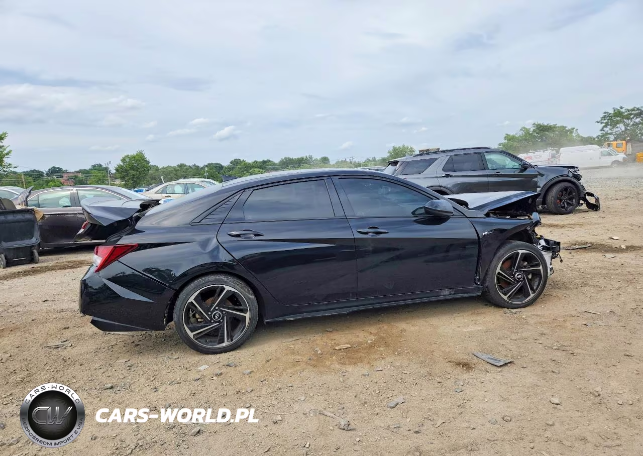 2023 Hyundai Elantra N Line VIN:KMHLR4AF0PU411846 - 3