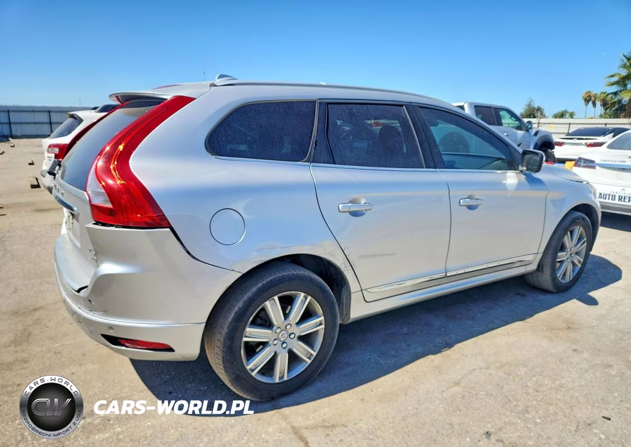 2017 Volvo Xc60 T5 Inscription VIN:YV440MRU4H2001907 - 3