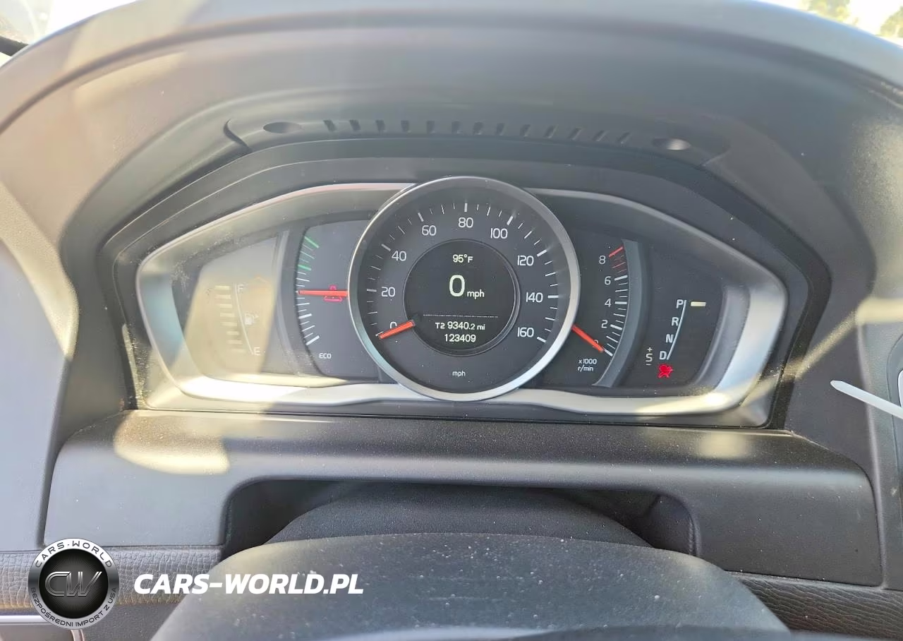2017 Volvo Xc60 T5 Inscription VIN:YV440MRU4H2001907 - 9