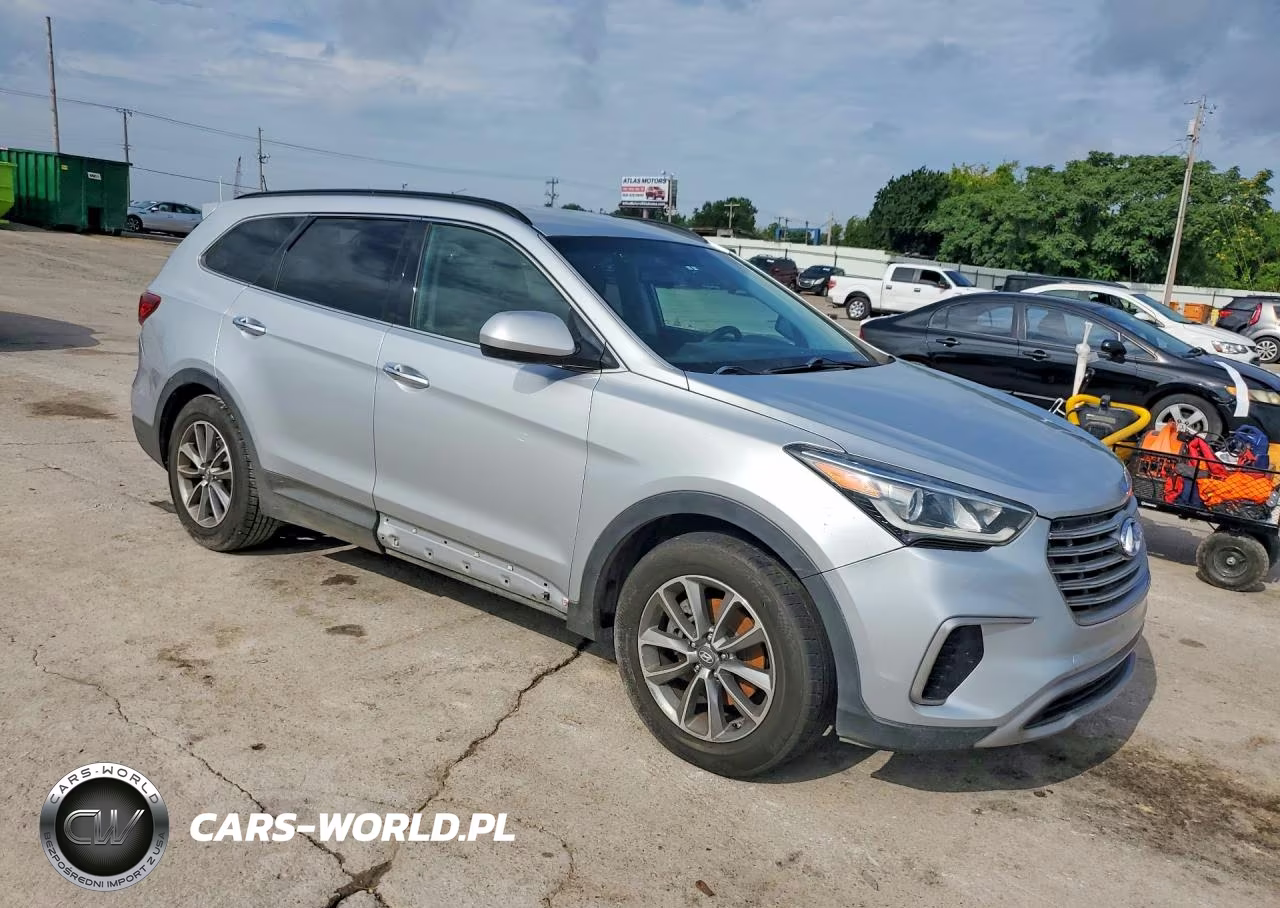 2017 Hyundai Santa Fe Se VIN:KM8SM4HFXHU200767 - 4