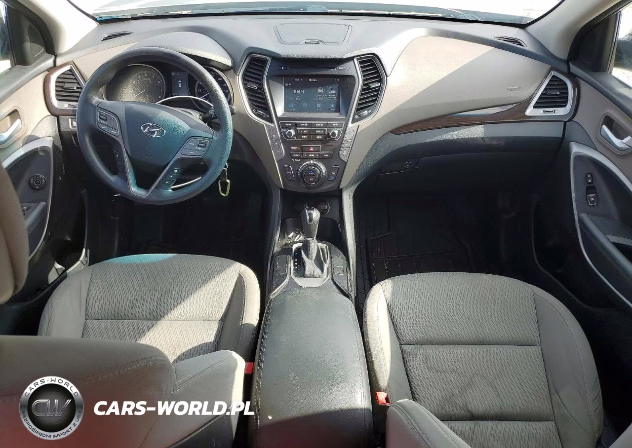 2017 Hyundai Santa Fe Se VIN:KM8SM4HFXHU200767 - 8