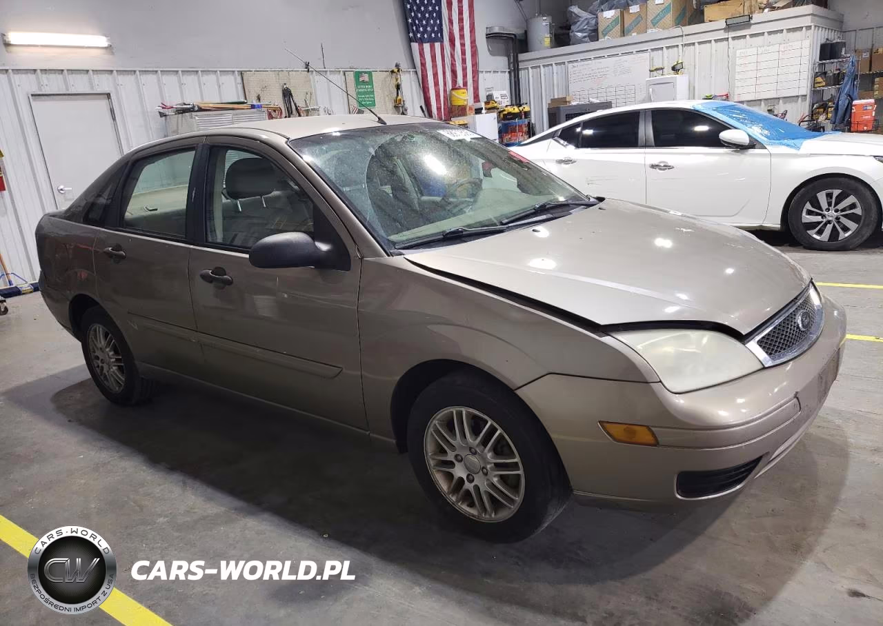 2005 Ford Focus Zx4 VIN:1FAFP34N35W214018 - 4