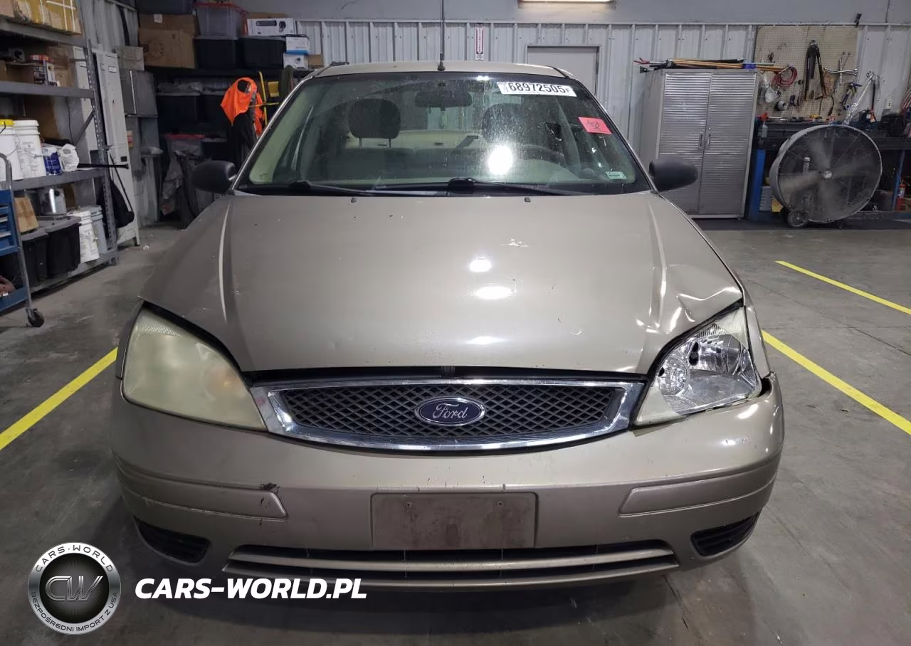 2005 Ford Focus Zx4 VIN:1FAFP34N35W214018 - 5