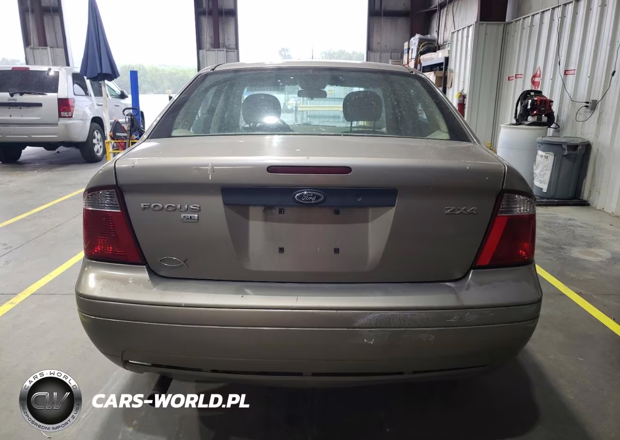2005 Ford Focus Zx4 VIN:1FAFP34N35W214018 - 6