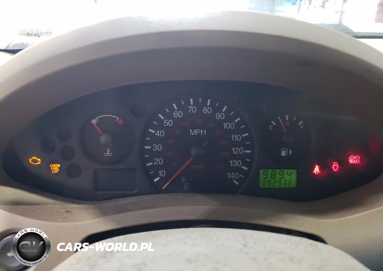 2005 Ford Focus Zx4 VIN:1FAFP34N35W214018 - 9