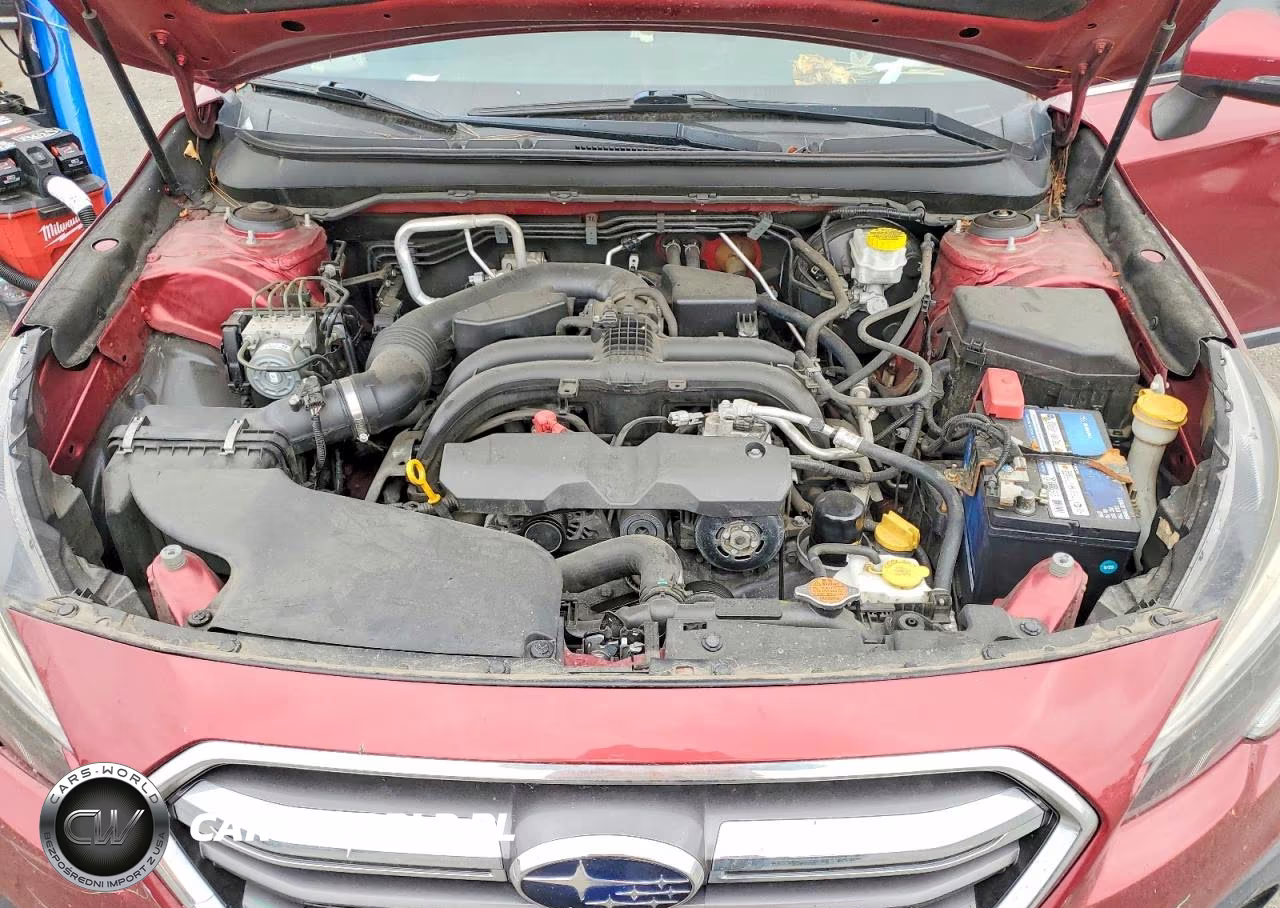 2018 Subaru Outback 2.5I Premium VIN:4S4BSAFC8J3333889 - 11