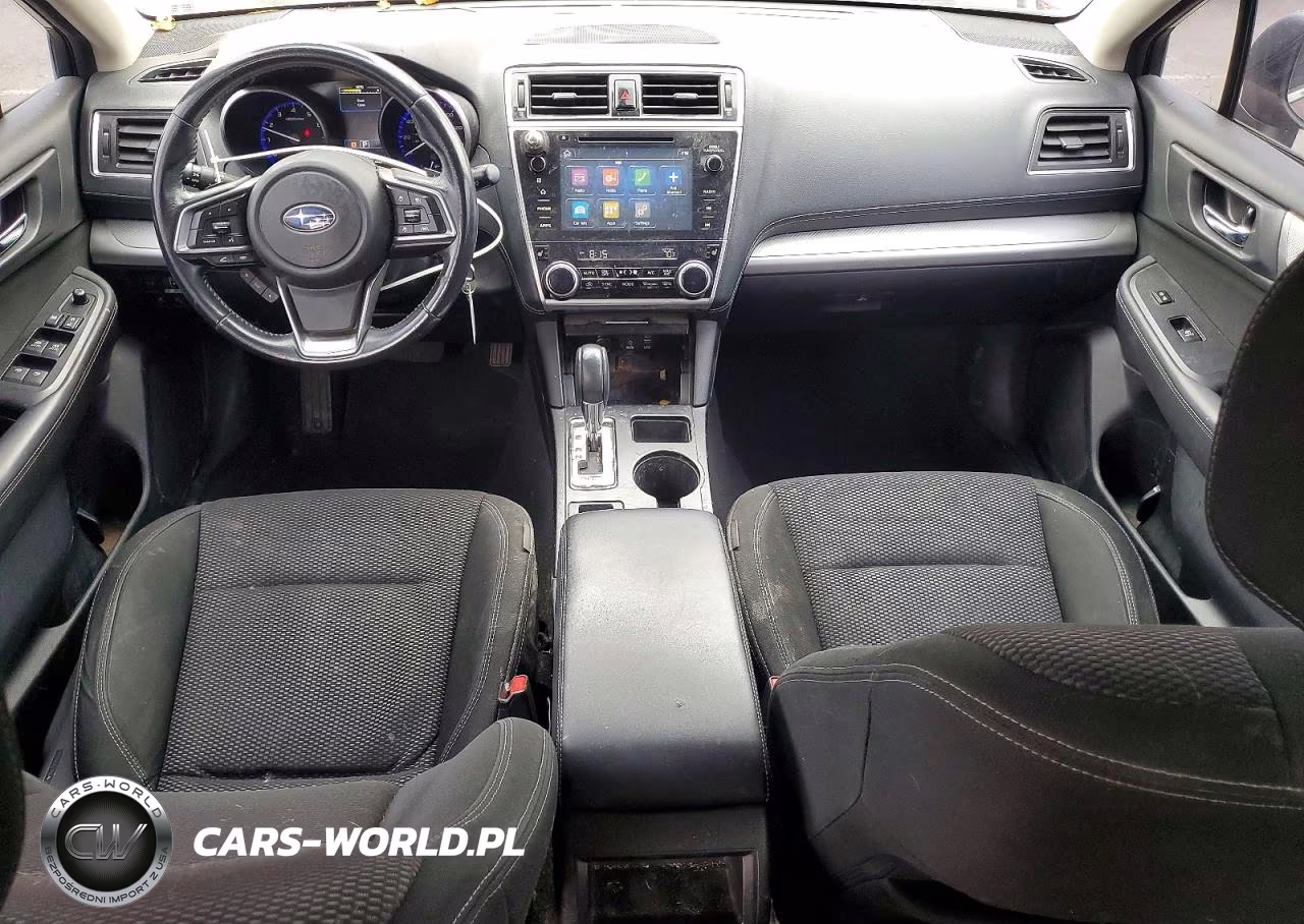 2018 Subaru Outback 2.5I Premium VIN:4S4BSAFC8J3333889 - 8