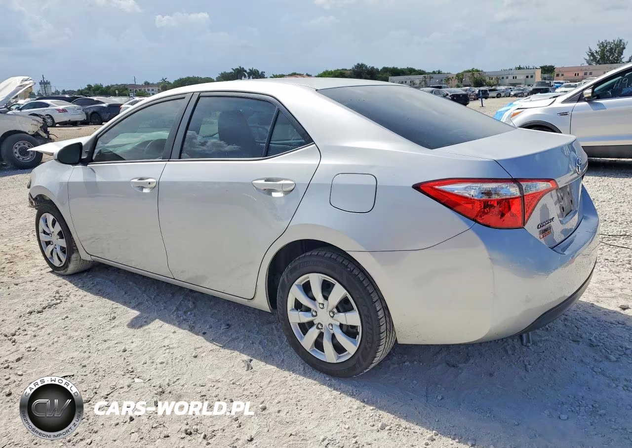 2015 Toyota Corolla Le VIN:2T1BURHEXFC326484 - 2