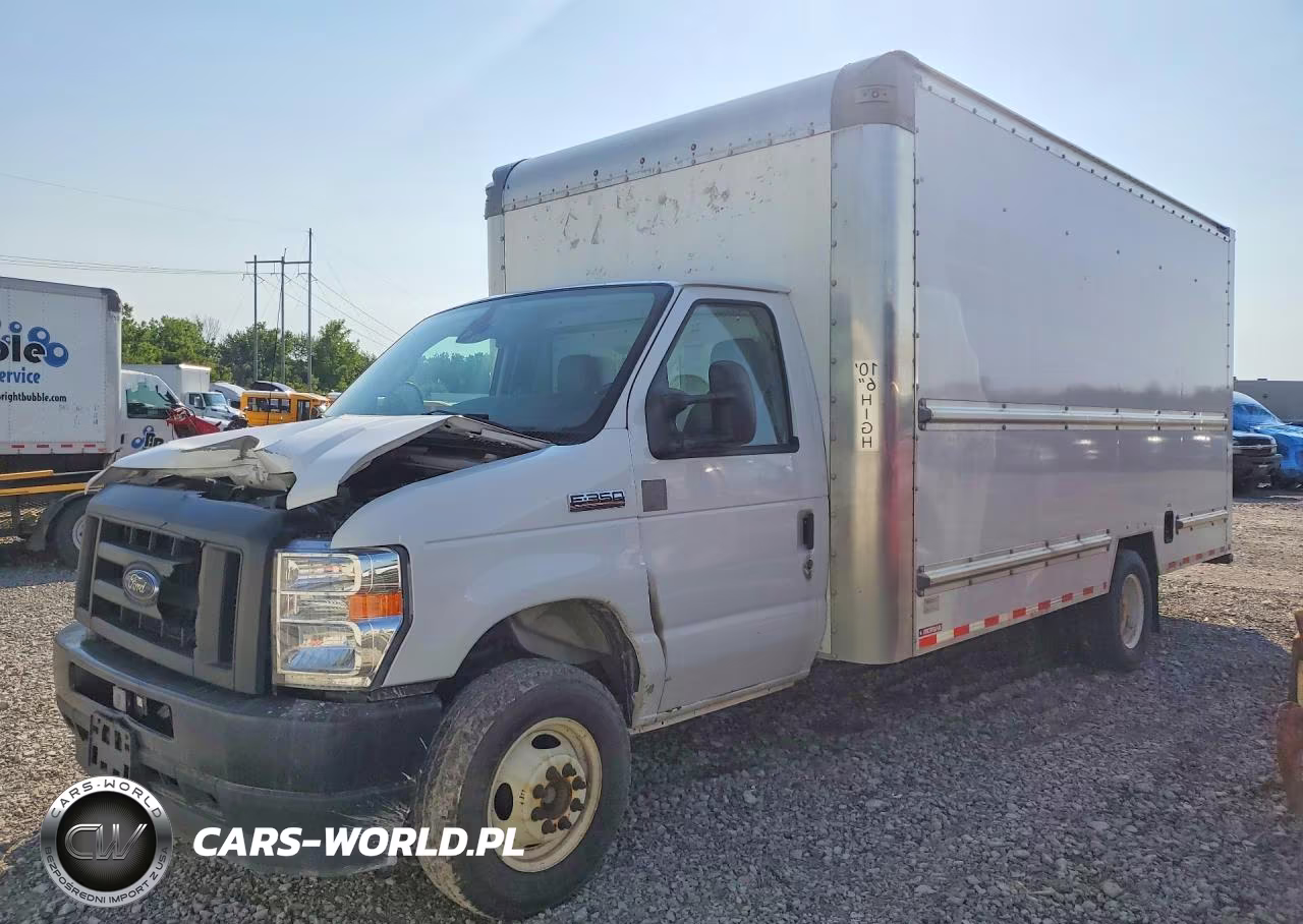 2022 Ford E350 Box Truck