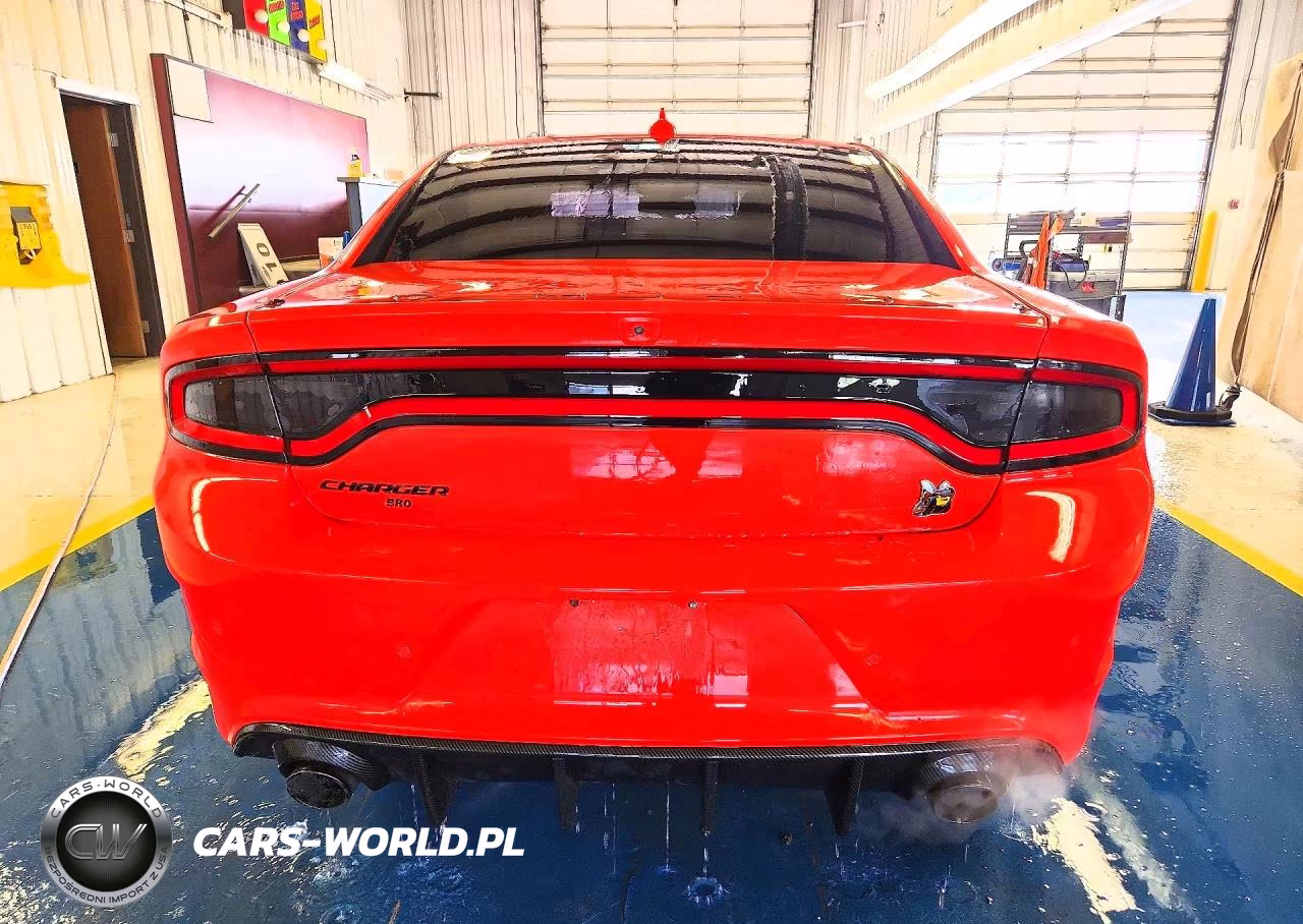 2023 Dodge Charger Scat Pack VIN:2C3CDXGJ9PH690429 - 6