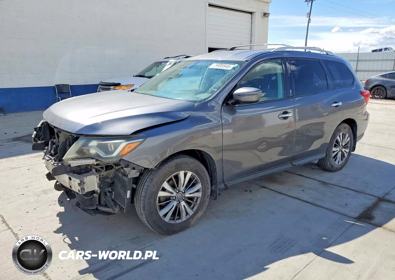 2020 Nissan Pathfinder S