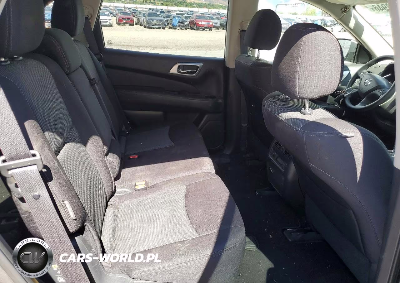 2020 Nissan Pathfinder S VIN:5N1DR2AM8LC575787 - 10