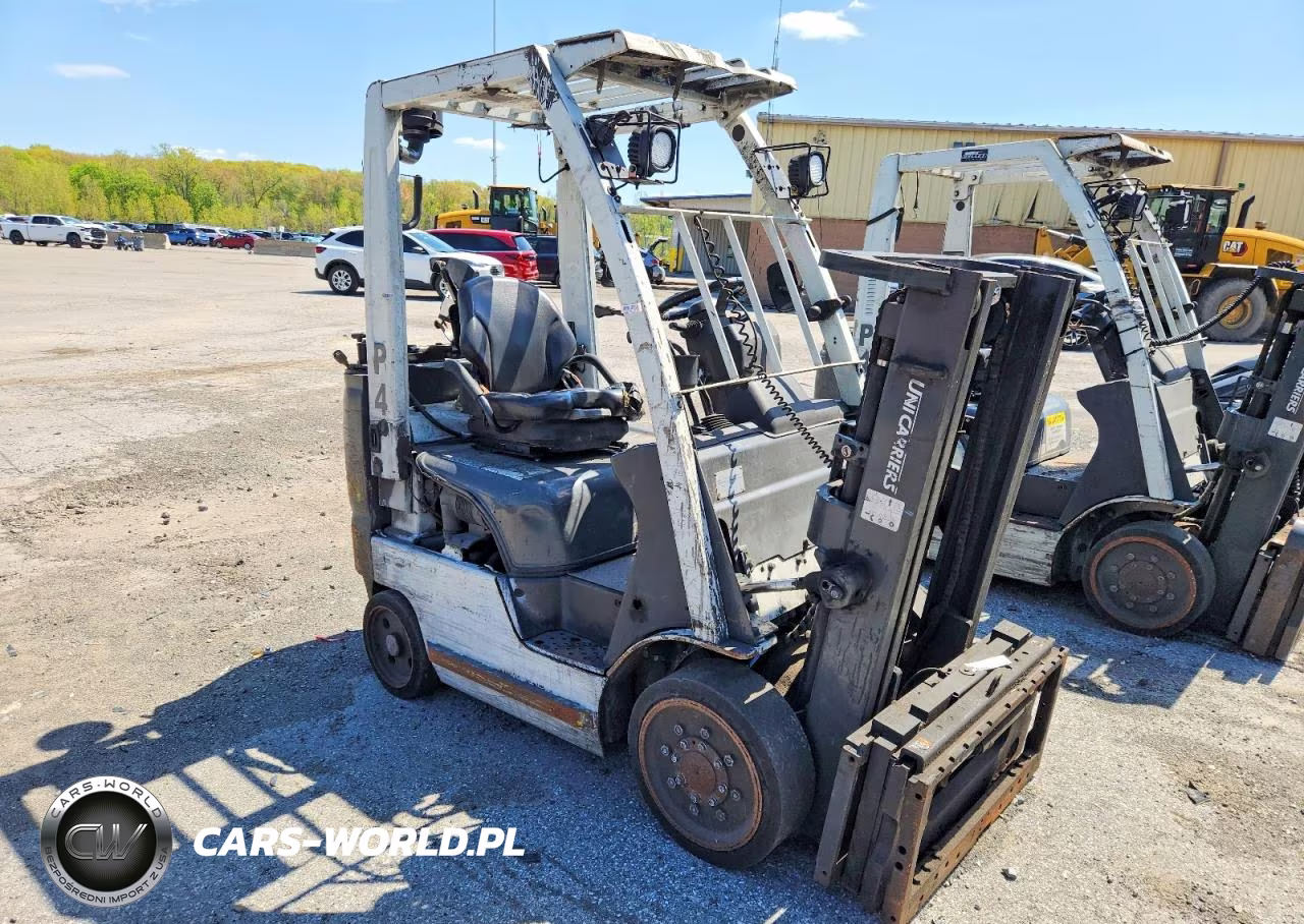 2016 Unicariers Forklift