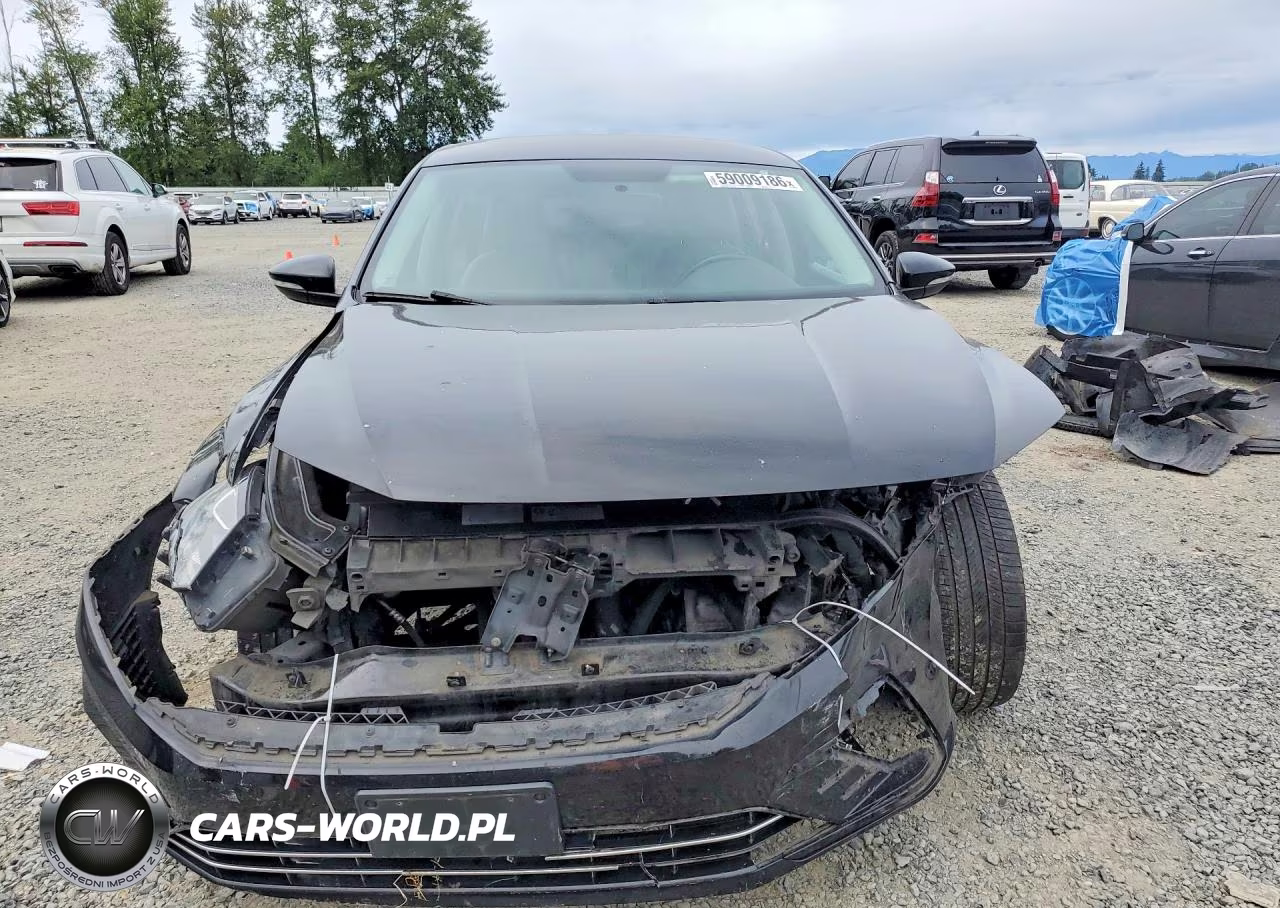 2016 Volkswagen Passat S VIN:1VWAT7A3XGC045367 - 5