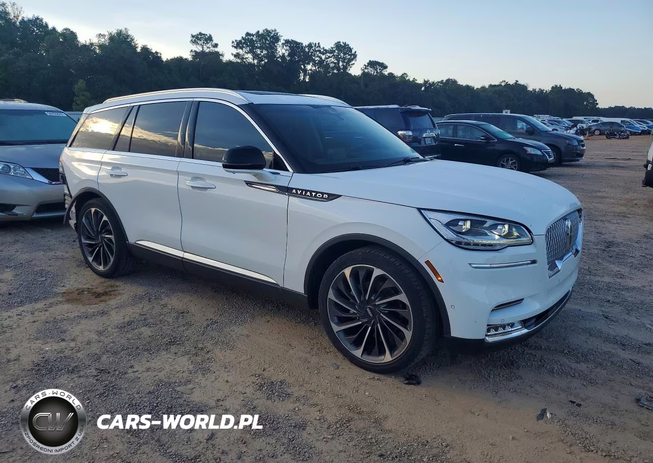 2021 Lincoln Aviator Reserve VIN:5LM5J7WC3MGL16382 - 4