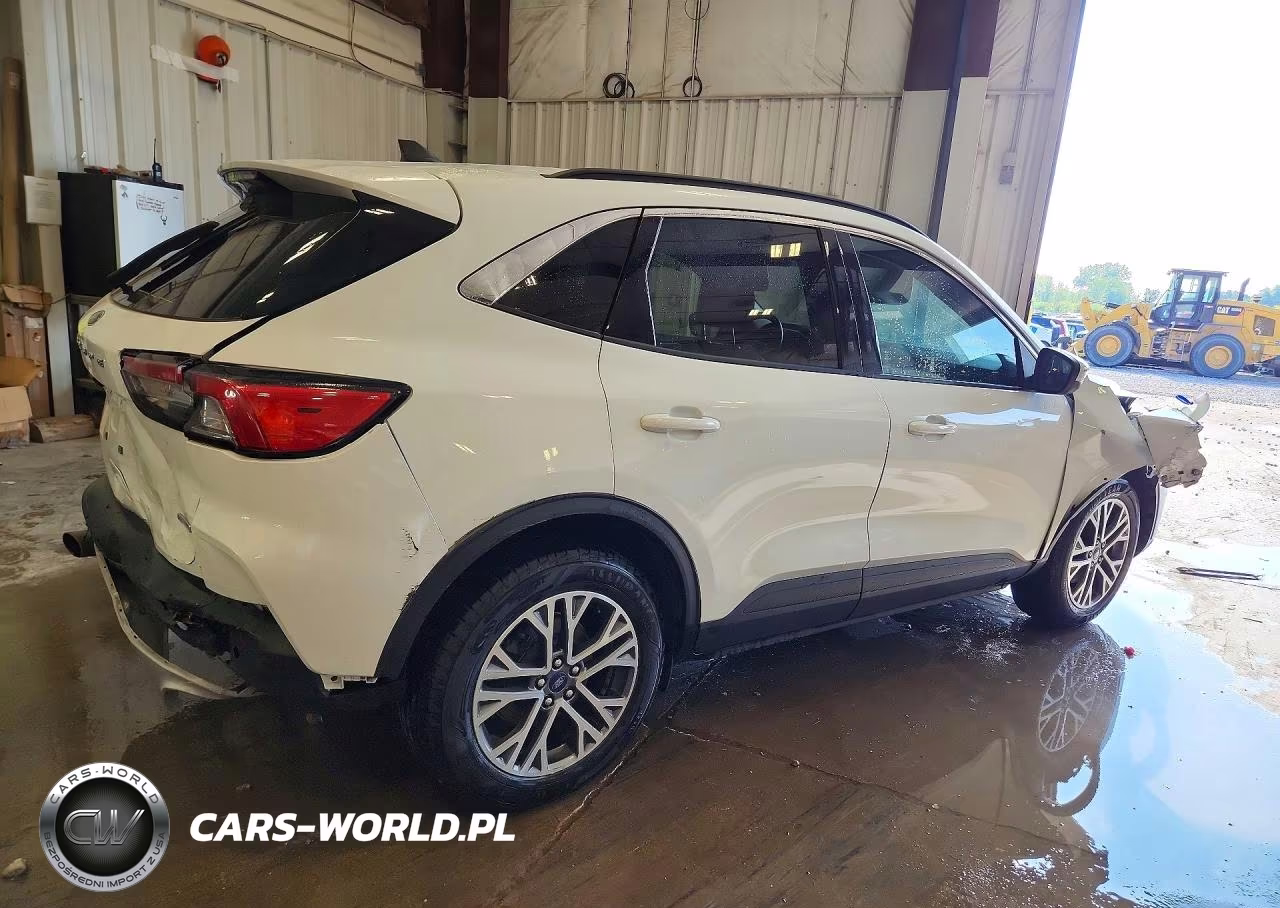 2020 Ford Escape Sel VIN:1FMCU9H6XLUB32528 - 3