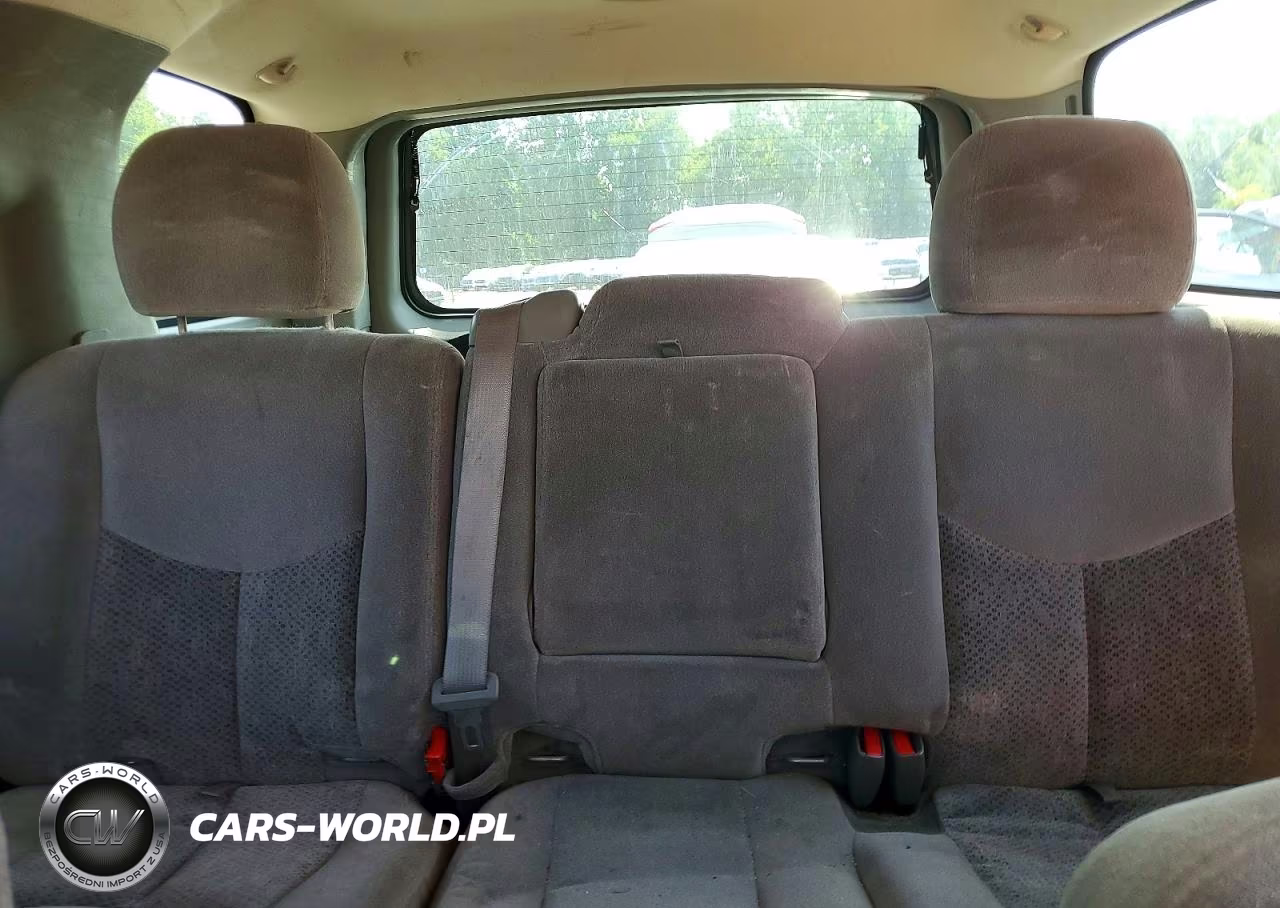 2005 Chevrolet Tahoe K1500 VIN:1GNEK13T45J201064 - 10