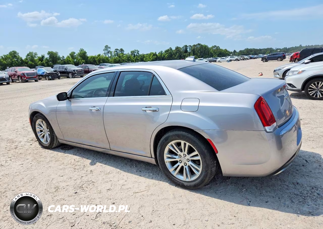 2016 Chrysler 300C VIN:2C3CCAEG2GH123633 - 2