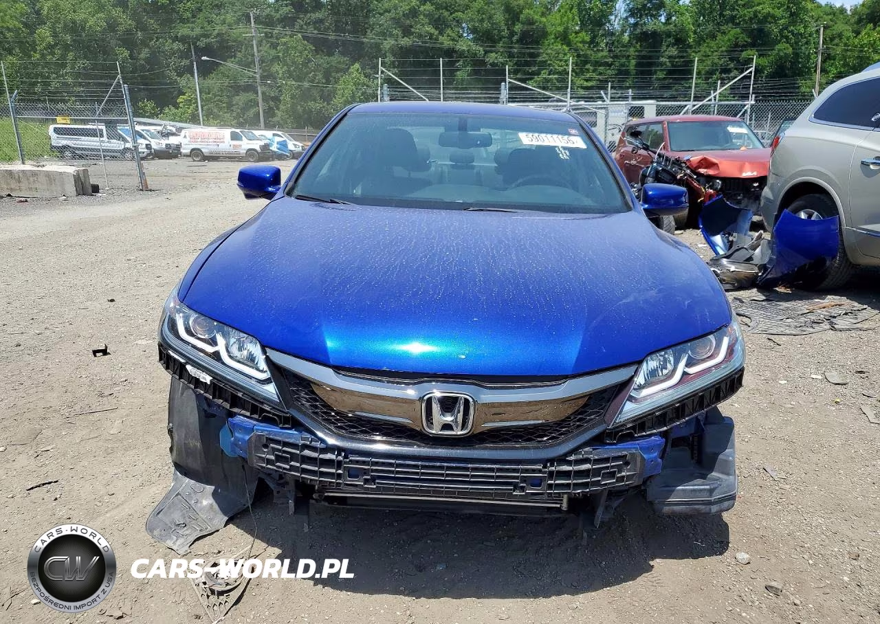 2017 Honda Accord Exl VIN:1HGCT1B86HA000511 - 5
