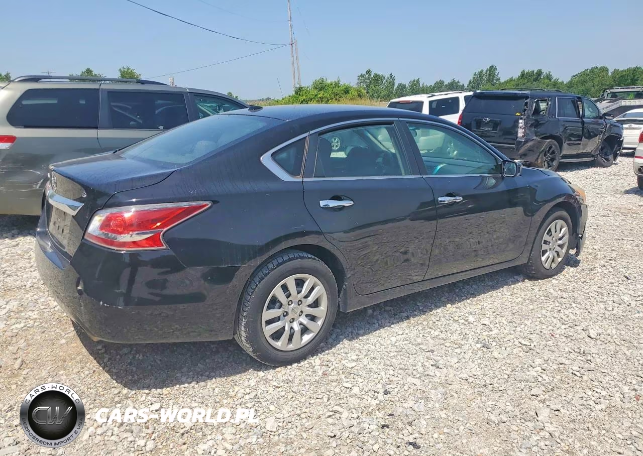 2015 Nissan Altima 2.5 S VIN:1N4AL3AP9FC118392 - 3