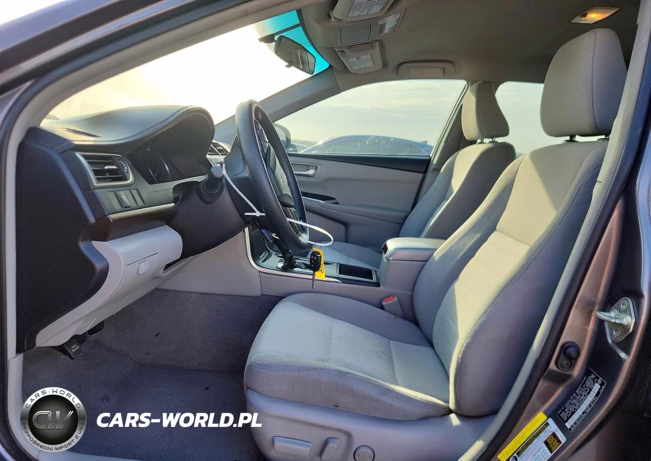 2017 Toyota Camry Le VIN:4T1BF1FK0HU670833 - 7