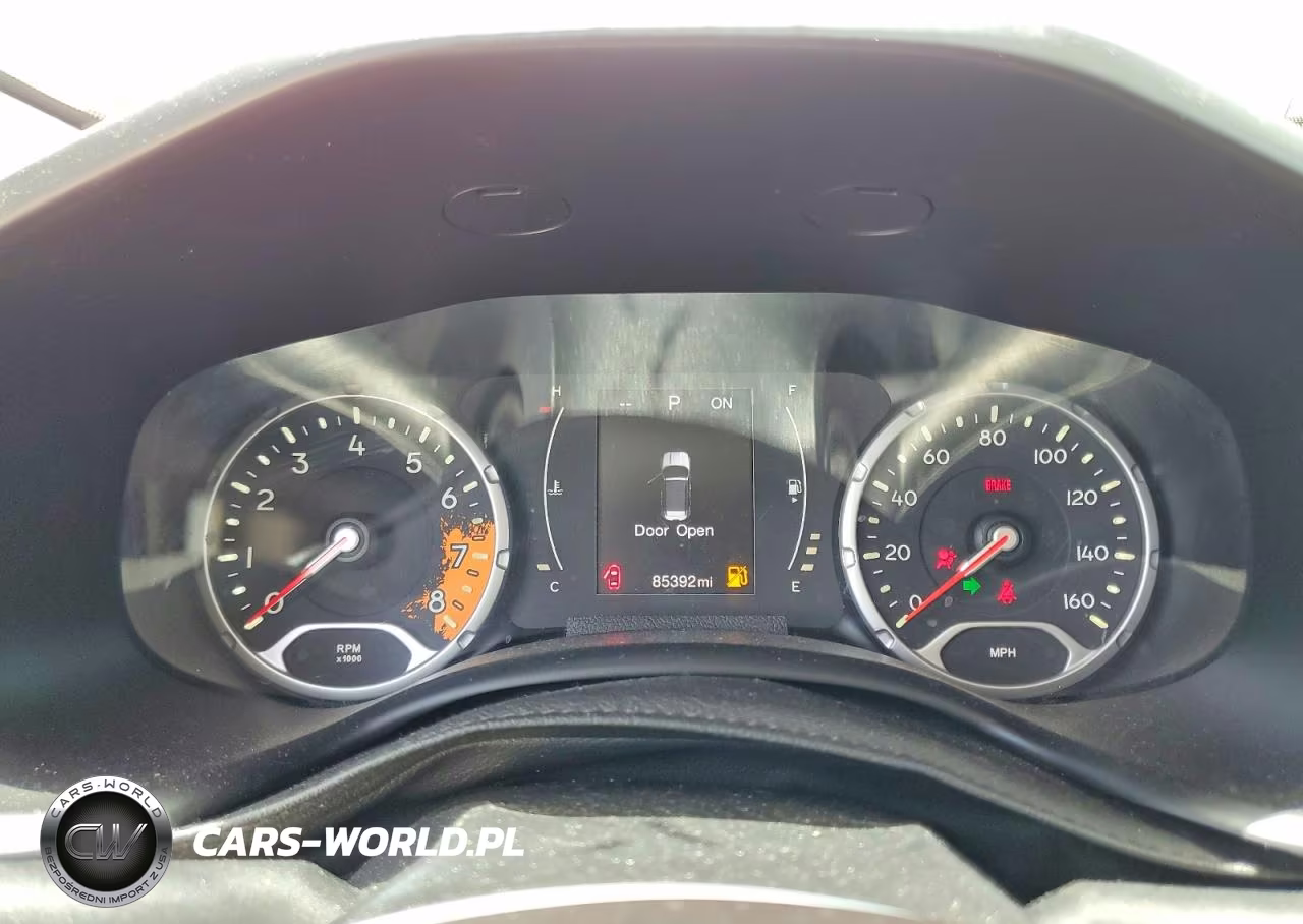 2015 Jeep Renegade Latitude VIN:ZACCJBBT9FPB88467 - 9