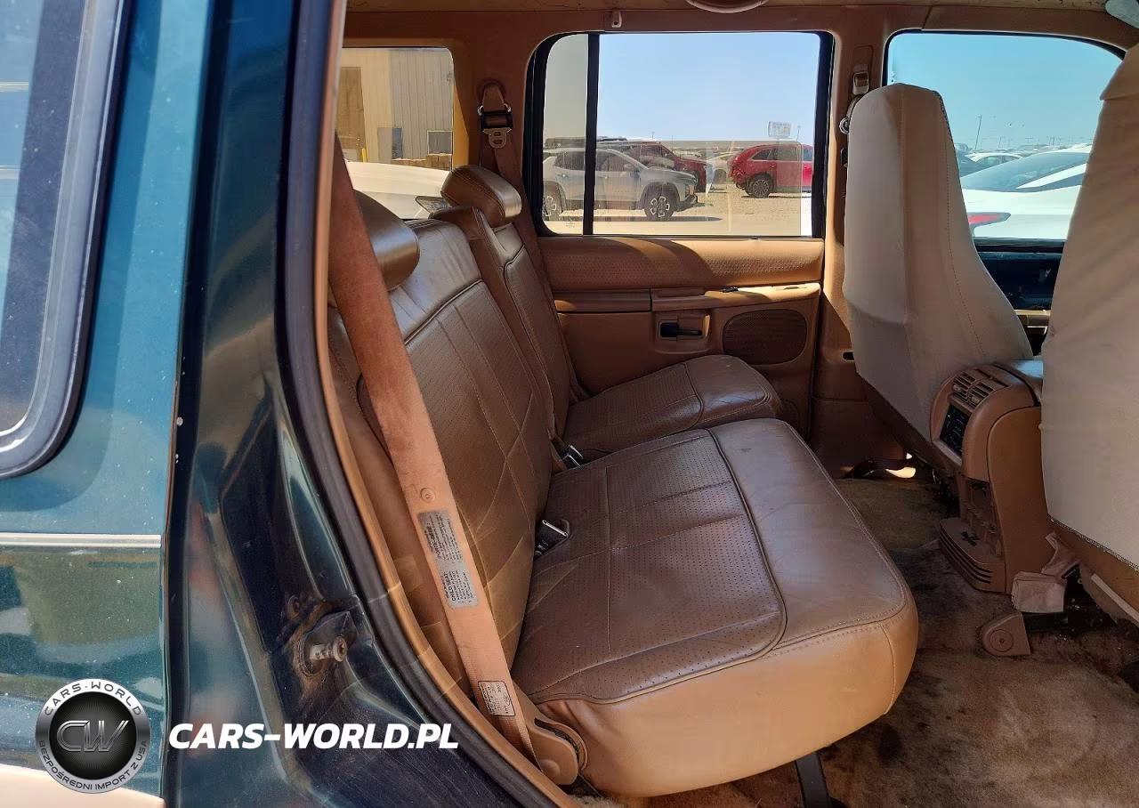 1996 Ford Explorer VIN:1FMDU32X8TZB22490 - 11