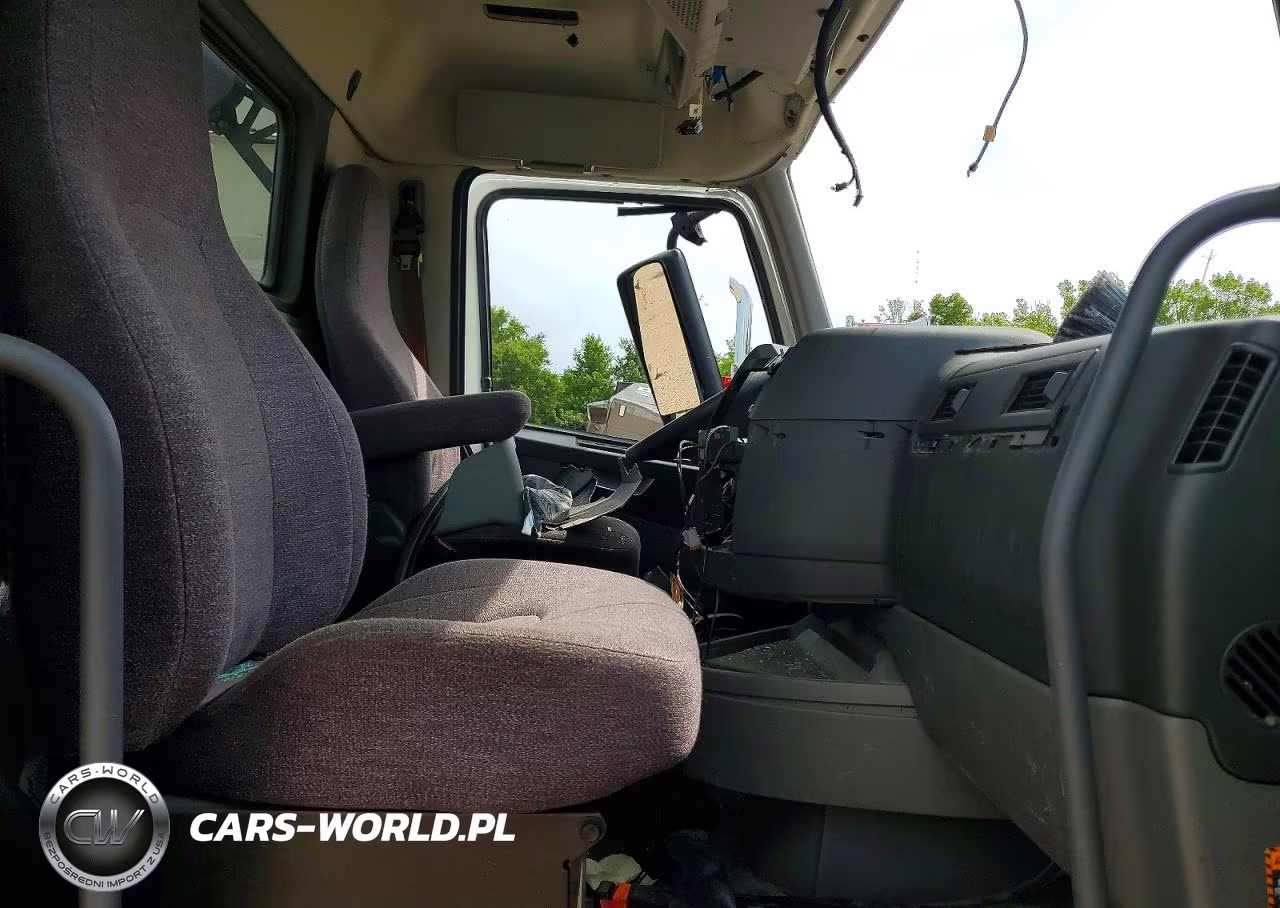 2023 Volvo Vnr Semi Truck VIN:4V4W39EG3PN332270 - 5