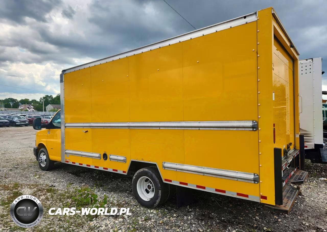 2021 GMC Savana Box Truck VIN:7GZ37TC77MN007770 - 2