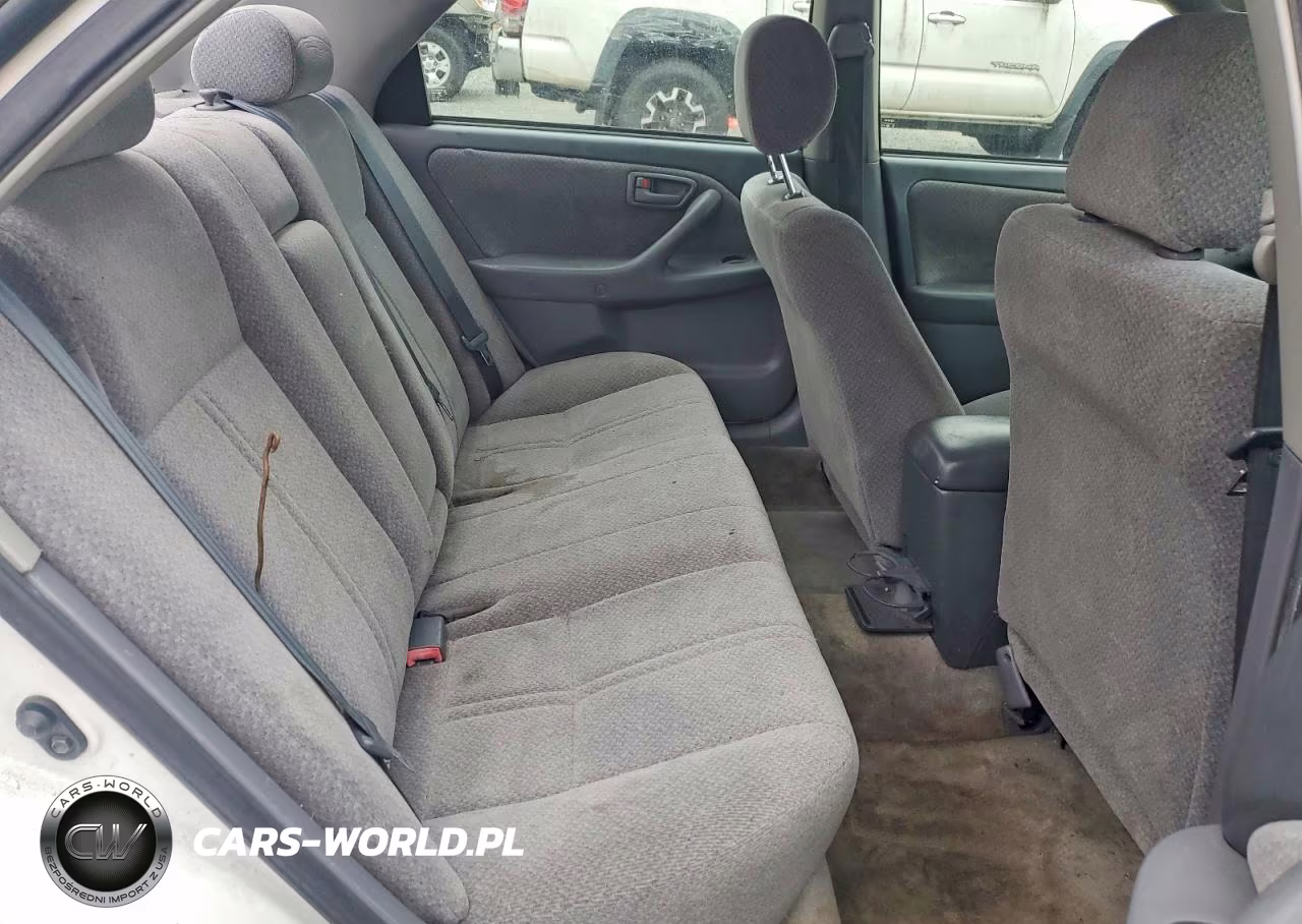 2000 Toyota Camry VIN:JT2BG22K8Y0481831 - 10