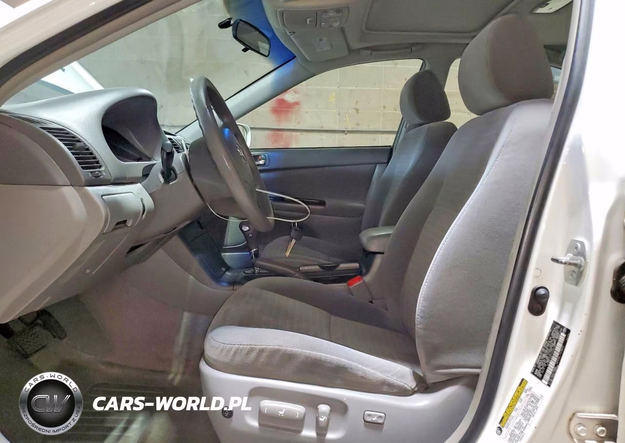 2005 Toyota Camry Le VIN:4T1BE32K75U385451 - 7