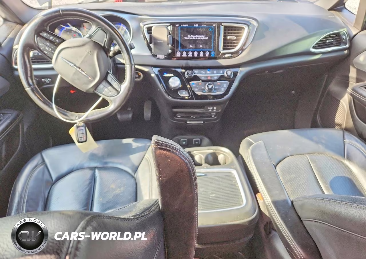 2019 Chrysler Pacifica Touring L Plus VIN:2C4RC1EG1KR667470 - 8