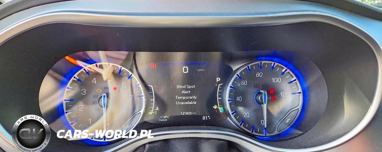2019 Chrysler Pacifica Touring L Plus VIN:2C4RC1EG1KR667470 - 9