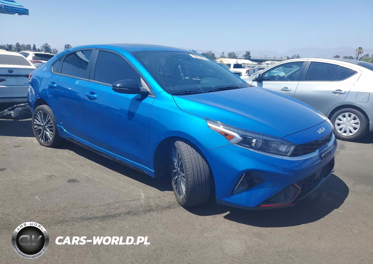 2024 Kia Forte Gt Line VIN:3KPF54AD6RE735297 - 4