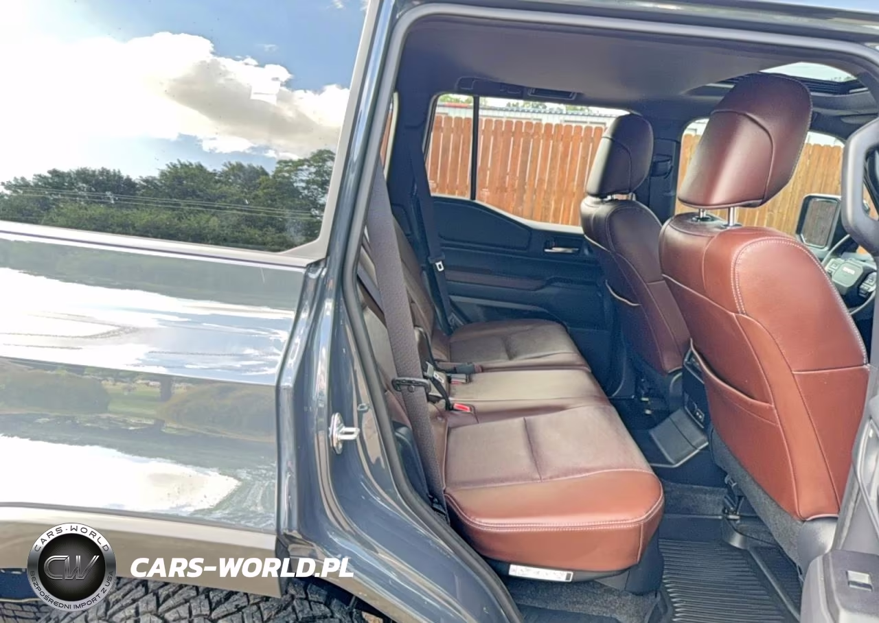 2025 Toyota Land Cruiser VIN:JTEABFAJXSK046852 - 6