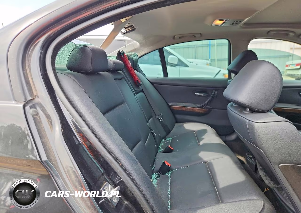 2007 BMW 328 Xi VIN:WBAVC93567K031676 - 10