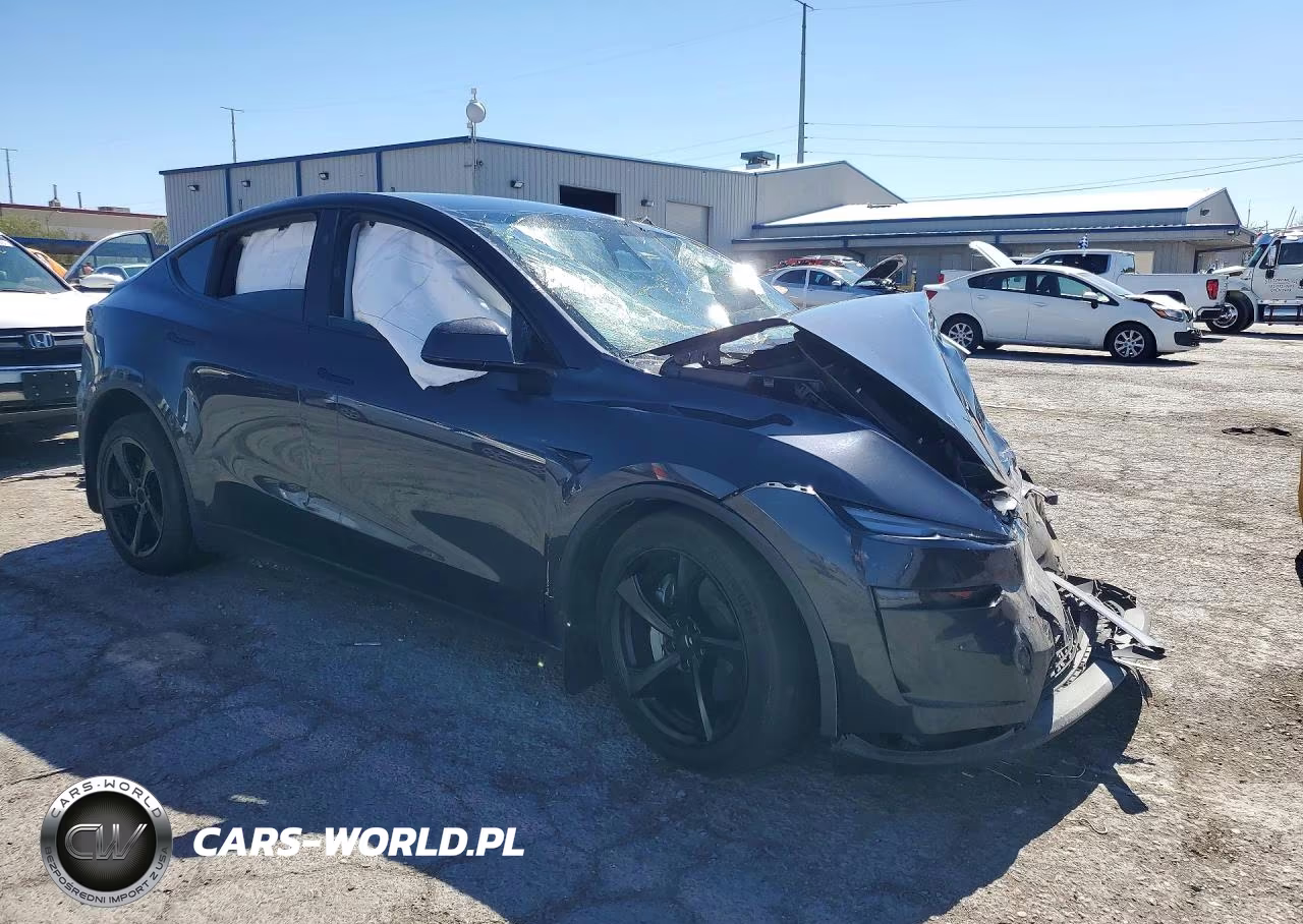 2026 Tesla Model Y VIN:7SAYGDEE2TF391588 - 4