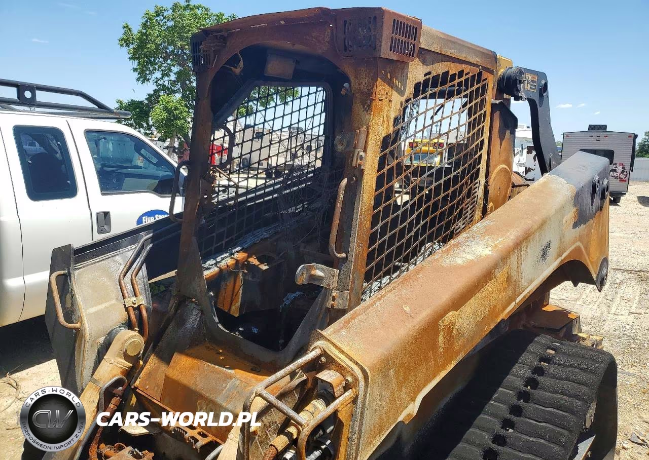 2023 John Deere 331G Tracked Skid Steer Loader VIN:1T0331GMVPF453922 - 10