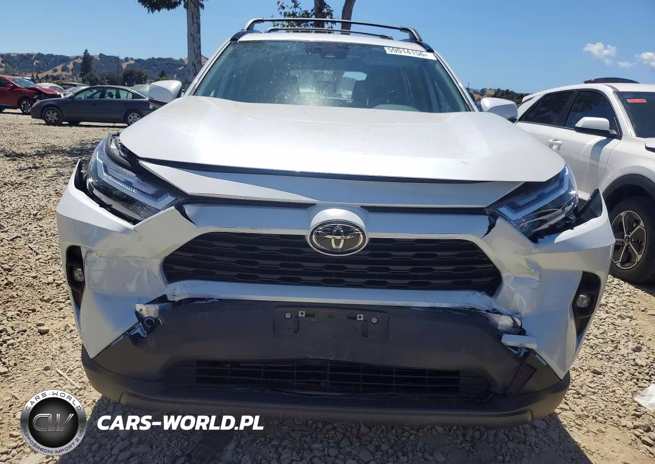 2025 Toyota Rav4 Xle Premium VIN:JTMB6RFV2SD582709 - 5