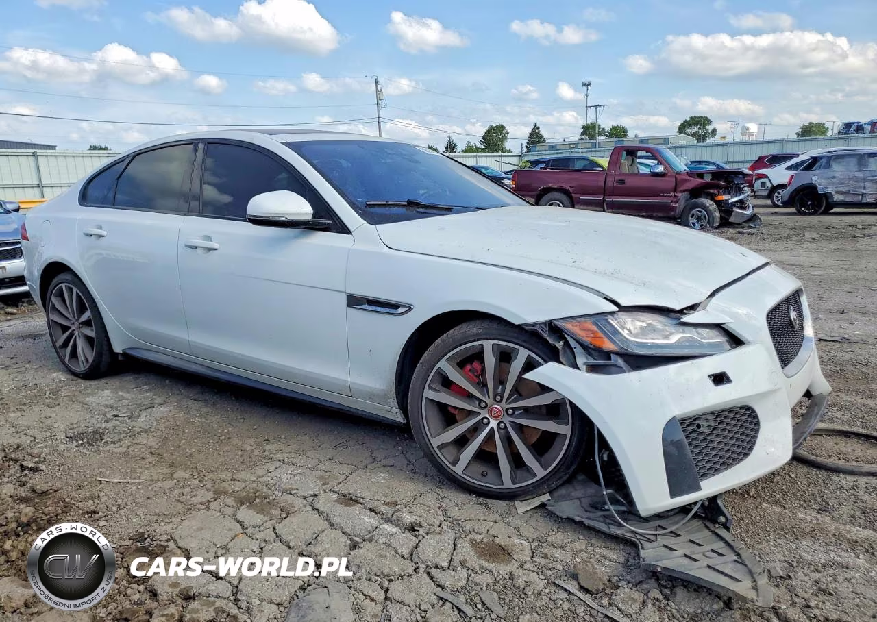 2017 Jaguar Xf S VIN:SAJBM4BV8HCY38219 - 4