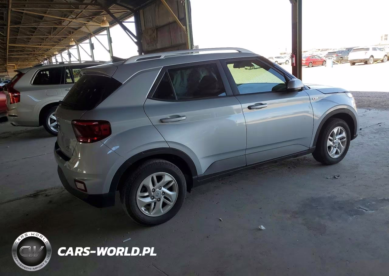 2020 Hyundai Venue Sel VIN:KMHRC8A30LU025740 - 3