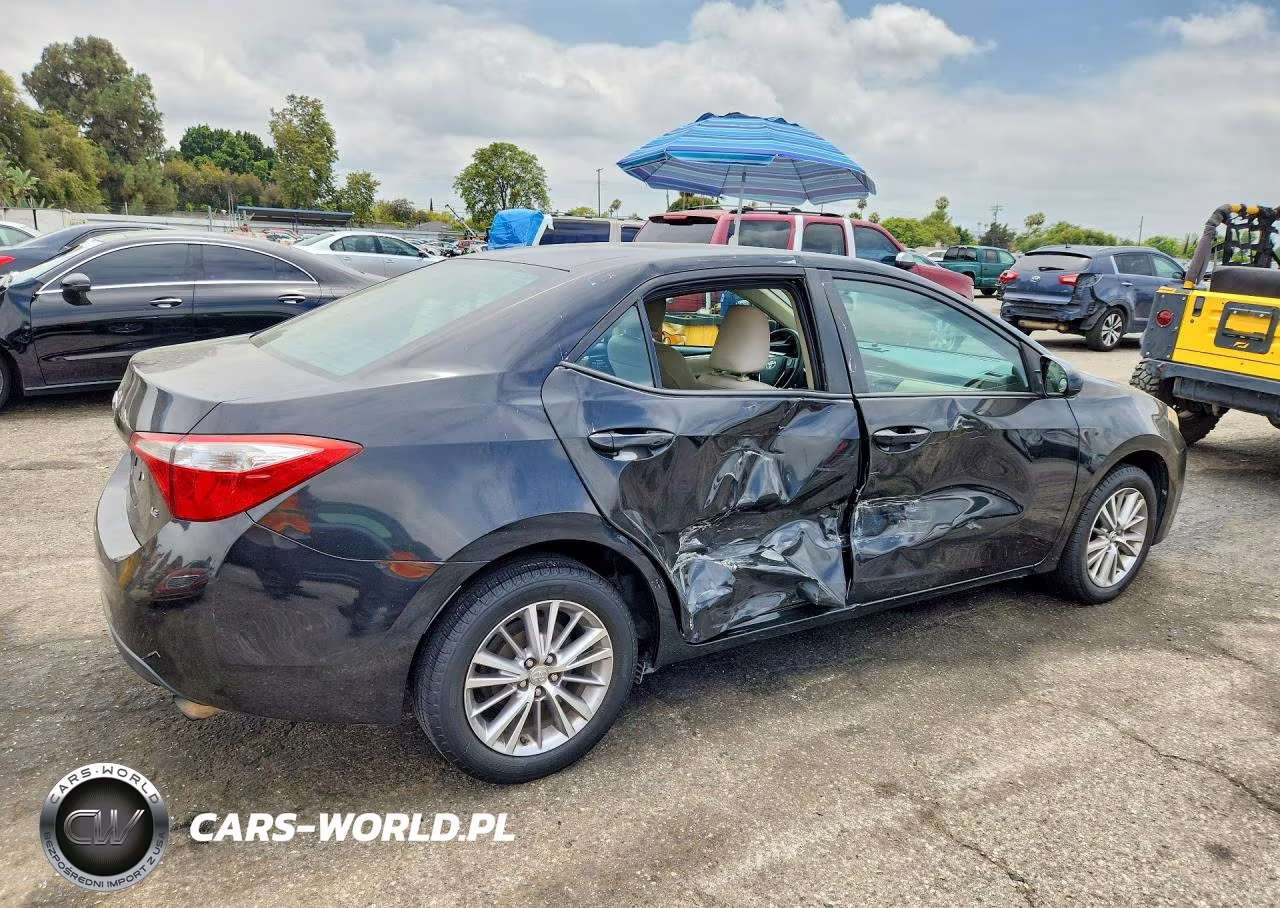 2014 Toyota Corolla Le Plus VIN:5YFBURHE1EP112756 - 3